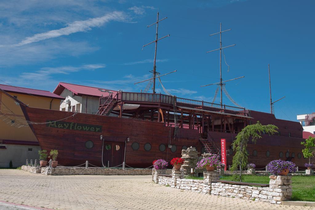 Club De Vacanta Corabia Piratilor-Mamaia Nord Navodari Exterior photo