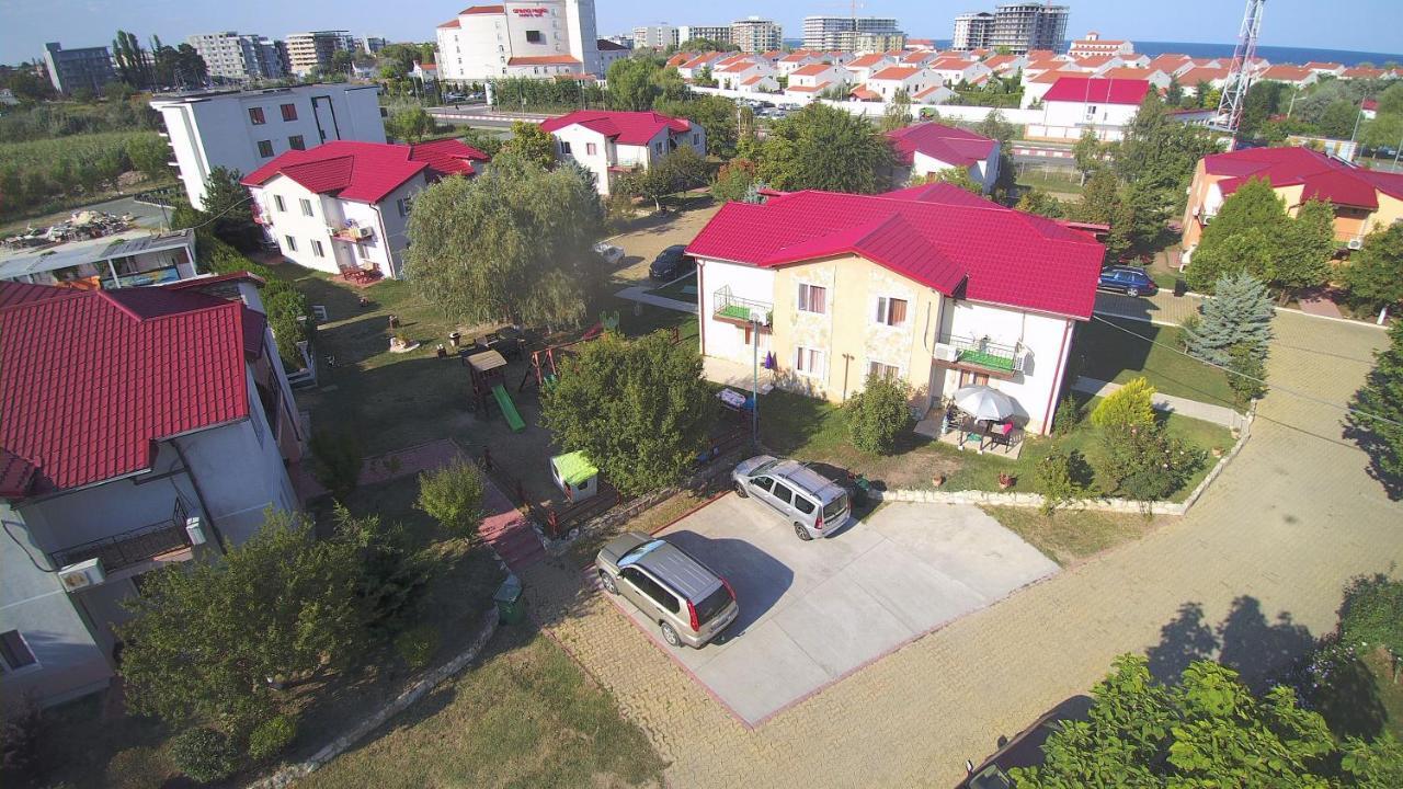 Club De Vacanta Corabia Piratilor-Mamaia Nord Navodari Exterior photo